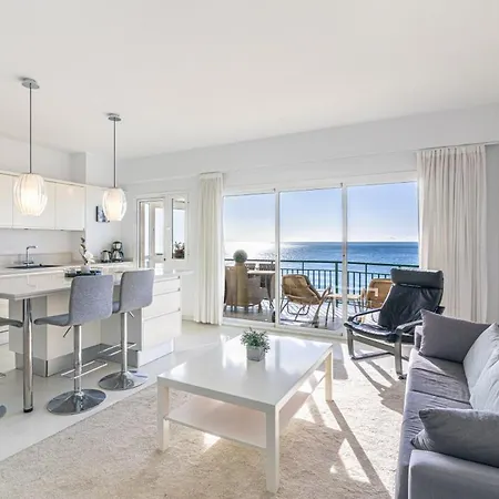 Cozy 2 Bedroom With Magic Sea View 丰希罗拉
