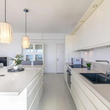 公寓 Cozy 2 Bedroom With Magic Sea View *