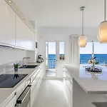 Cozy 2 Bedroom With Magic Sea View 아파트 푸엔히롤라