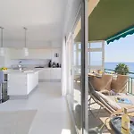 Cozy 2 Bedroom With Magic Sea View 푸엔히롤라