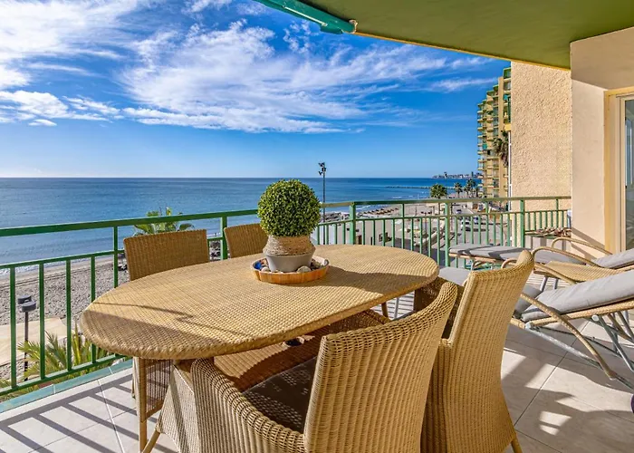 شقة Cozy 2 Bedroom With Magic Sea View