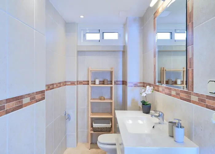 Cozy 2 Bedroom With Magic Sea View * فوينخيرولا