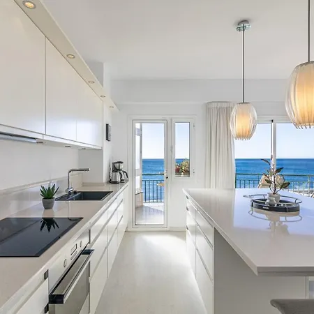 Cozy 2 Bedroom With Magic Sea View Apartament Fuengirola